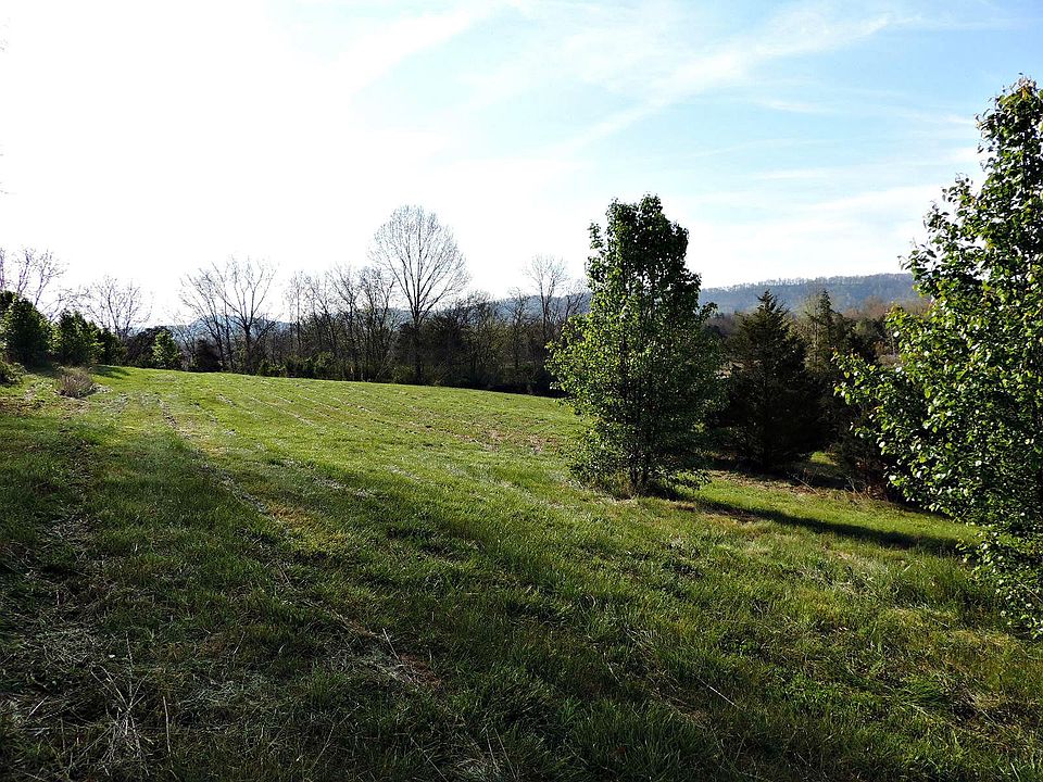 1st image of 6 Eslinger Rd