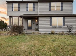 52119 Rivard Rd, New Baltimore, MI 48047