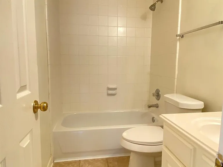 2503 Westerlake Dr — Photo 19