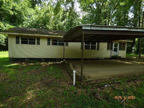 2nd image of 606 Old Highway 84 #3