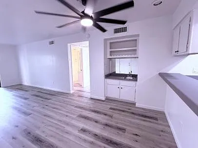 2 bed, 2.0 bath, 1130 sqft, $1,599 — Photo 4