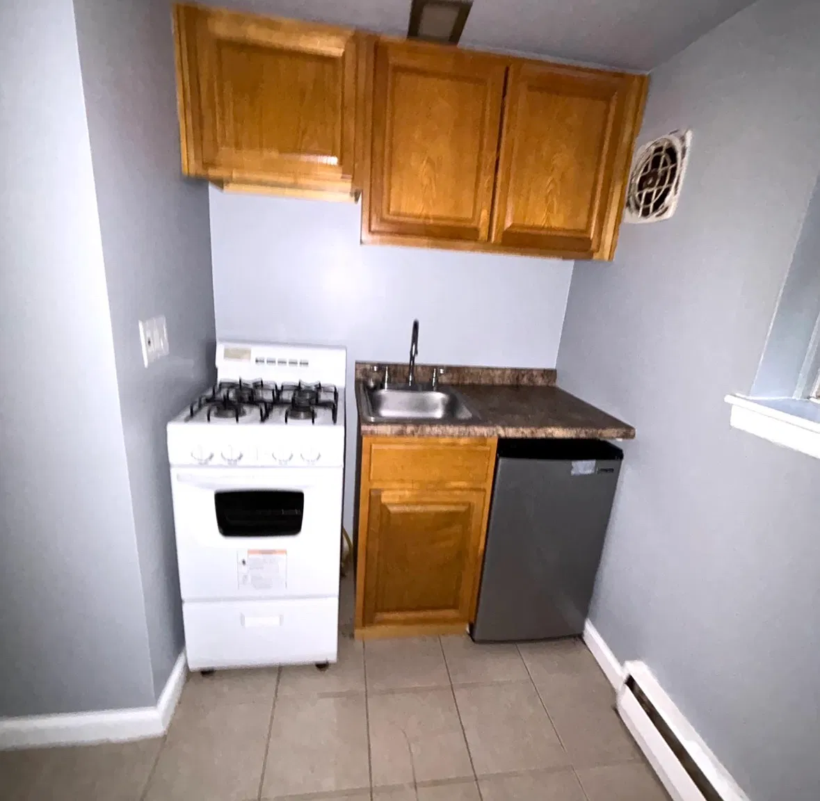 Studio, $1,425 — Photo 3