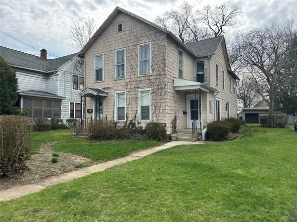 923 E 7th St, Erie, PA 16503