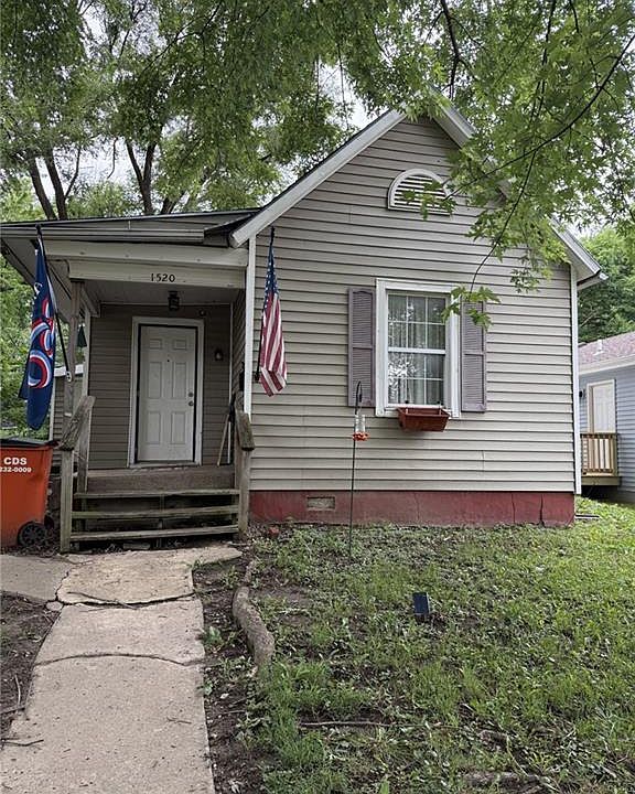 1st image of 1520 Dewey Ave