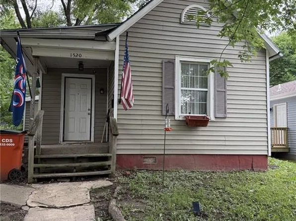 1520 Dewey Ave, Saint Joseph, MO 64505