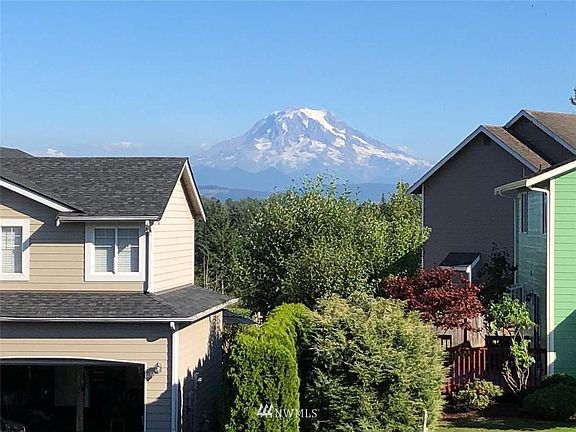 2nd image of 13910 68th Avenue Ct E