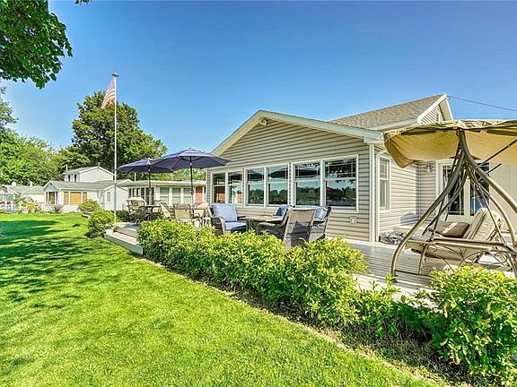 2nd image of 9364 Sunset Ln