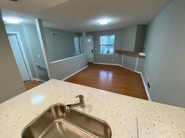 304 E 17th Ave, Columbus, OH 43201