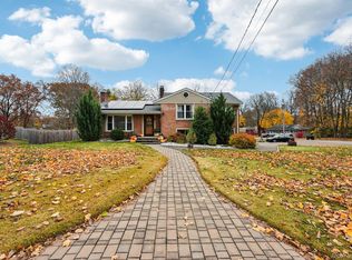 3 Garden Drive, New Windsor, NY 12553