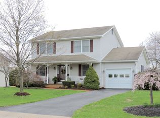 121 Button Bush Ave, Stephens City, VA 22655