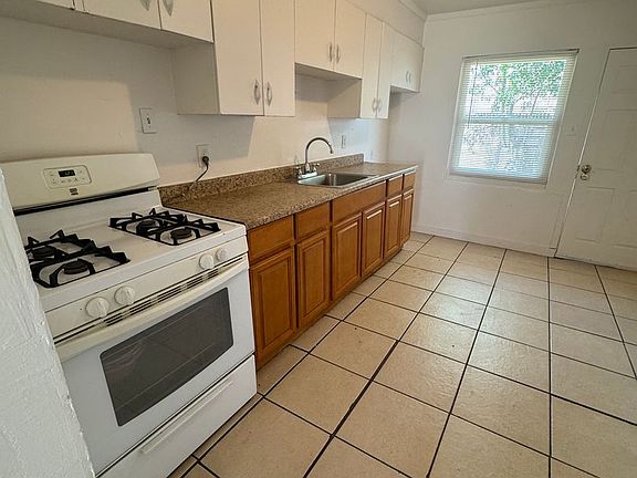 5th image of 3113 Franklin Ave #3131