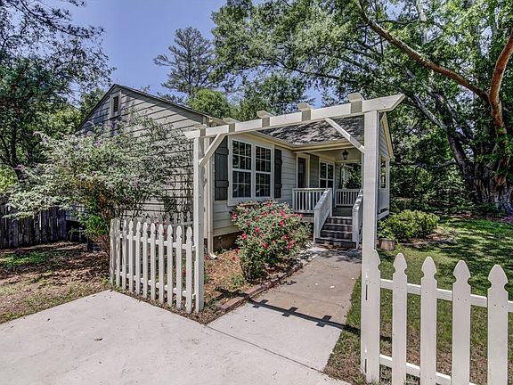 4th image of 2774 Sanford Pl SE