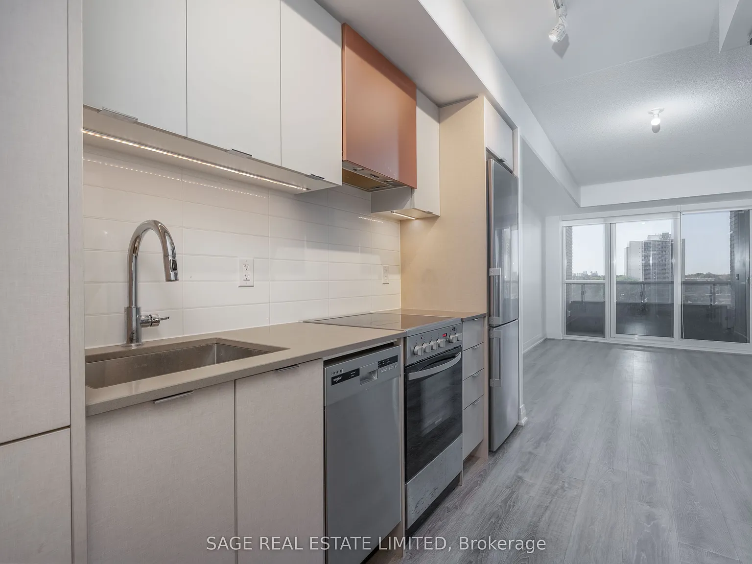 2 bed, $2,350 — Photo 3