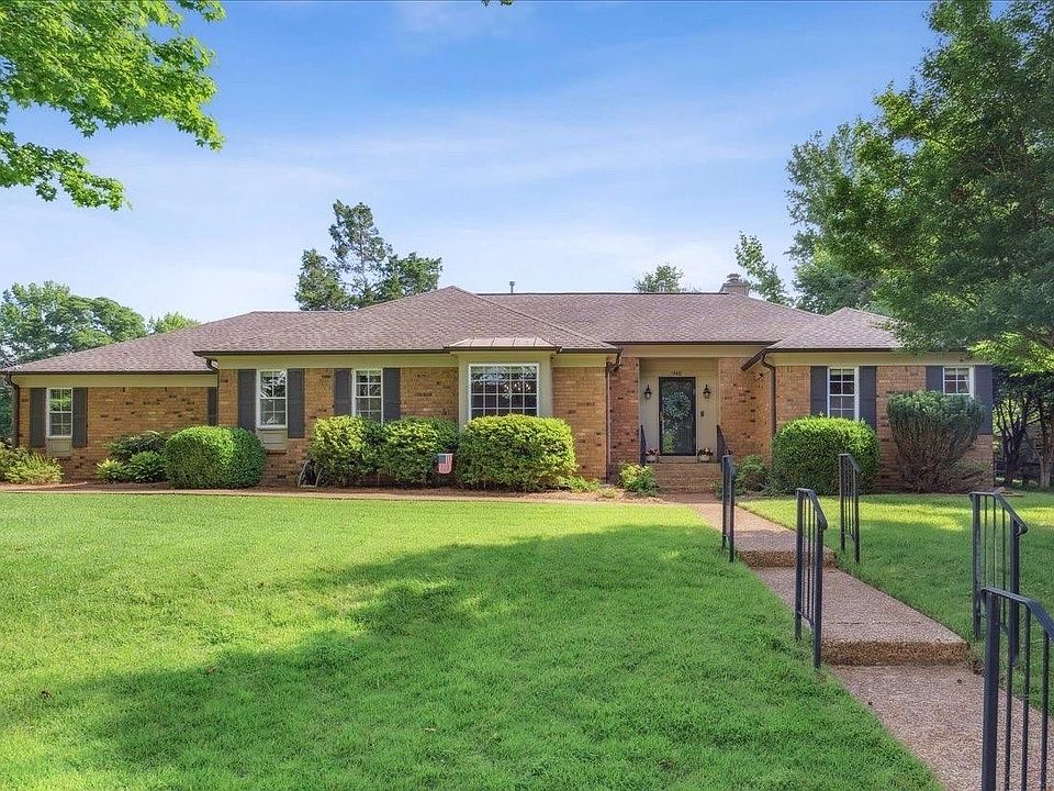 1st image of 8284 Mossy Creek Dr