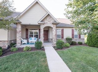 352 Lake Side View Ln, Saint Peters, MO 63376