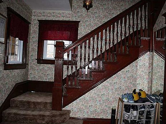 2nd image of 106 S Highland St