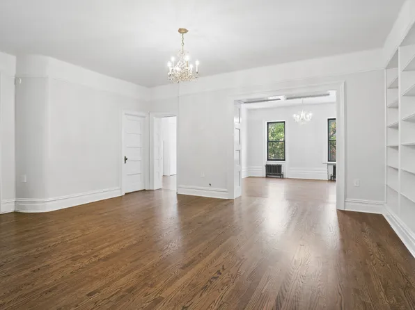 193 Second Avenue image 1 of 9