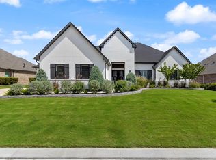 9776 Greenridge View Dr, Willis, TX 77318