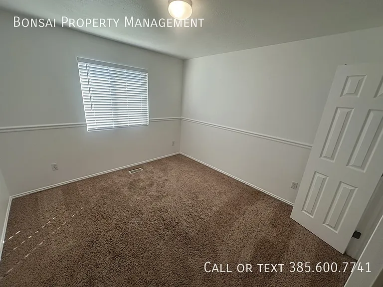 1247 W Bridalwood Loop — Photo 10
