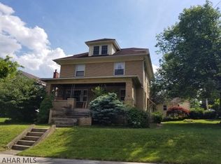 429 5th St, Tyrone, PA 16686