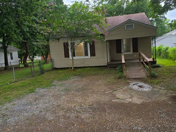 403 Elm St