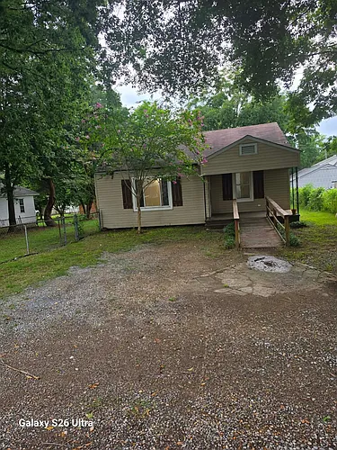 403 Elm St Photo 1