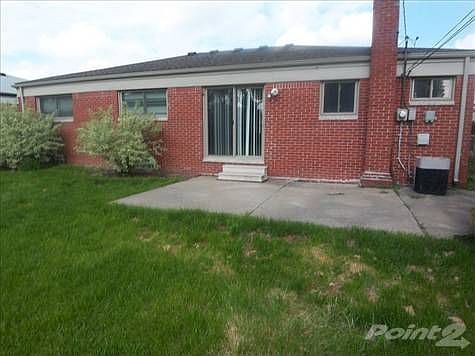 2nd image of 30543 Moulin Ave