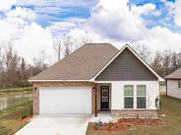 13190 Ducks Landing St, Gonzales, LA 70737