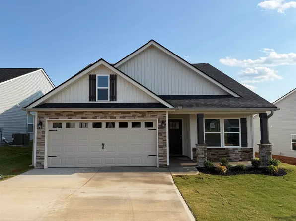 1725 Spruce Knoll St, Spartanburg, SC 29303