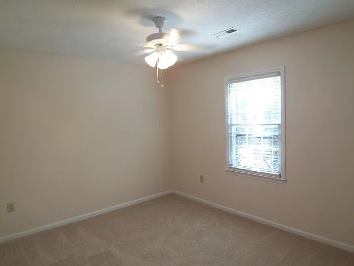 4307 Claybury Ct — Photo 8