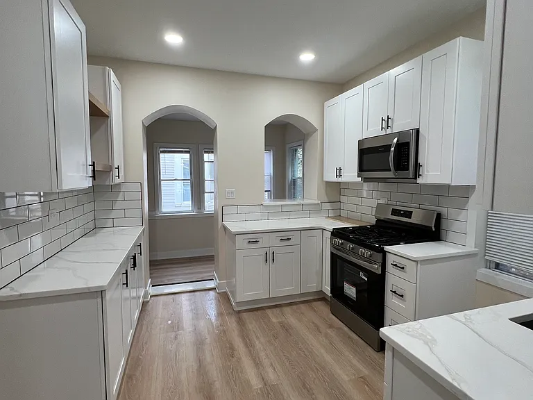 3627 S Paulina St #2 — Photo 10