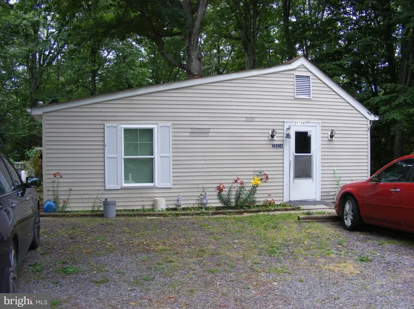 29324 Raccoon Ford Rd, Burr Hill, VA 22433