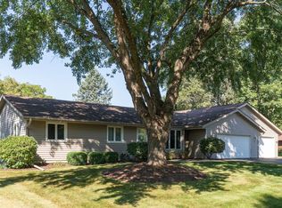 8628 Byron Hills Dr, Byron, IL 61010