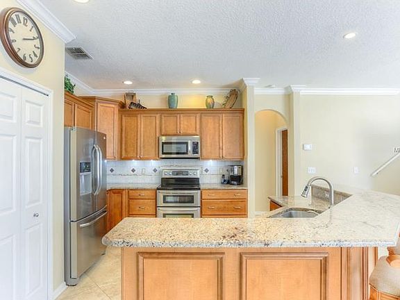 5th image of 16023 Muirfield Dr