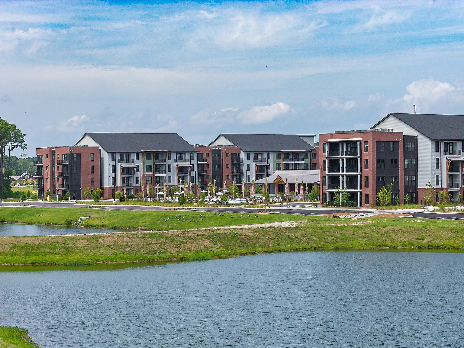 Residences at Sawmill — Photo 4