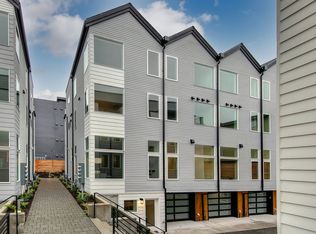 8551 Midvale Ave N #B, Seattle, WA 98103