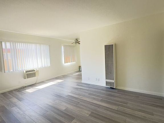 3rd image of 6308 Milton Ave APT D