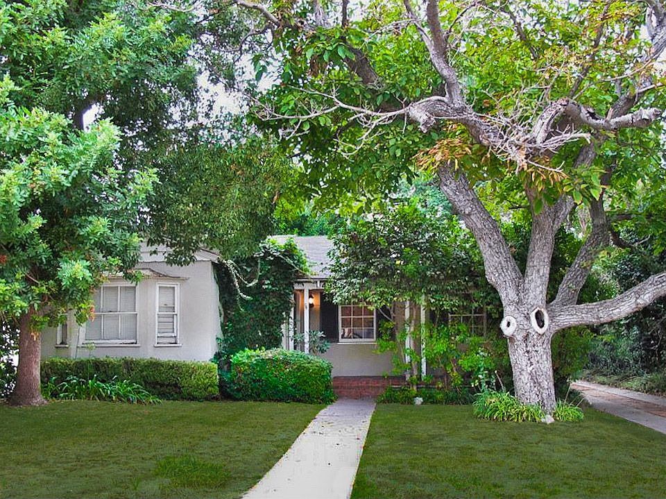 1st image of 4532 Kraft Ave