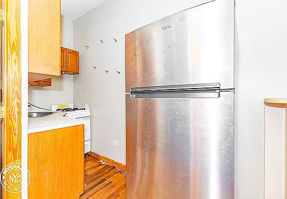 5th image of 1119 Bergen St APT 4A