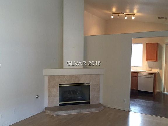 2nd image of 3608 Wild Willow St