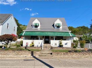 301 6th St, Ripley, WV 25271