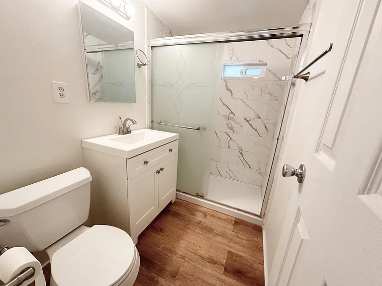 1422 Yosemite Dr — Photo 7