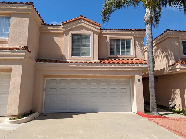 2164 Canyon Dr APT D, Costa Mesa, CA 92627