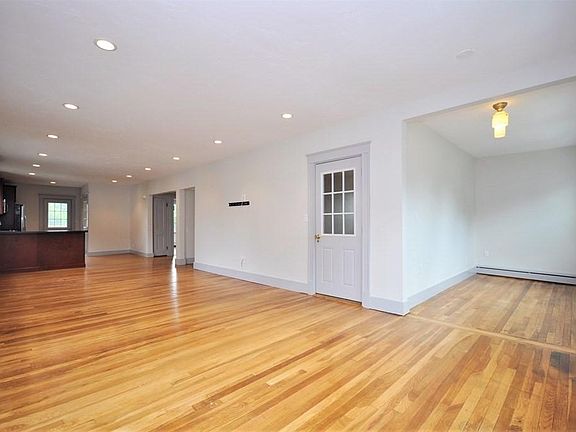 3rd image of 69 Town Hill St Unit 2