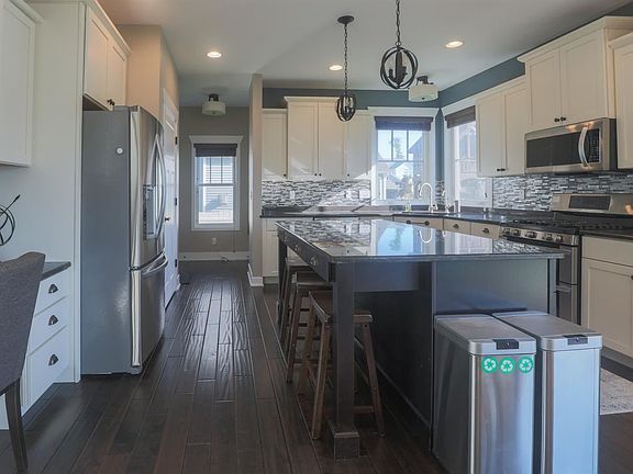 3rd image of 2203 Nottingham Dr
