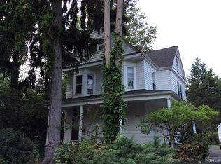 480 Liberty Rd, Englewood, NJ 07631