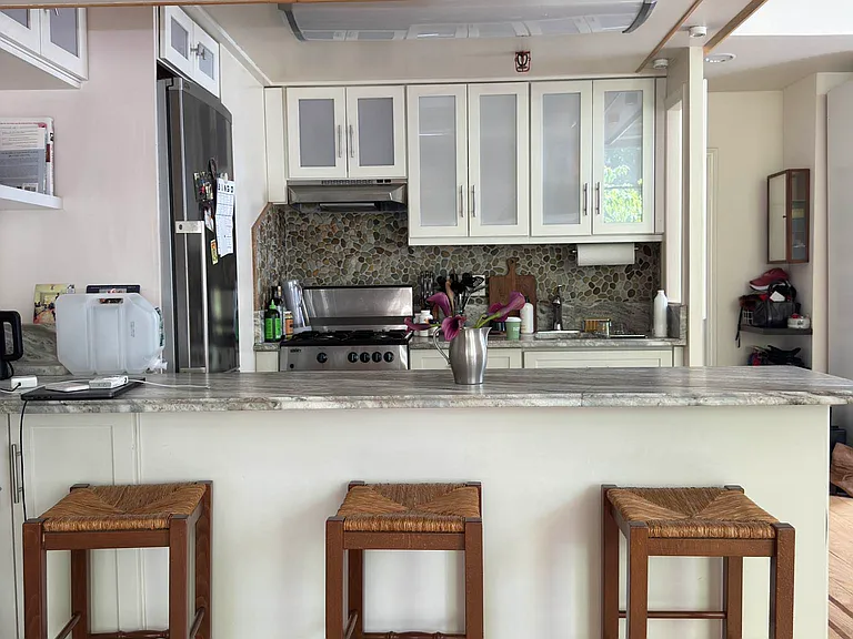 236 Henry St #4 — Photo 5