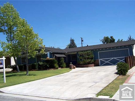 2nd image of 8210 Calmada Ave