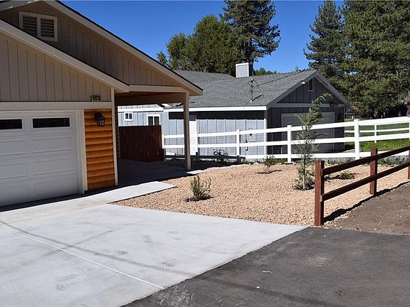 3rd image of 42576 Falcon Ave
