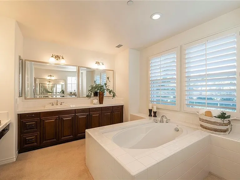 6 Shepherd Ct — Photo 17